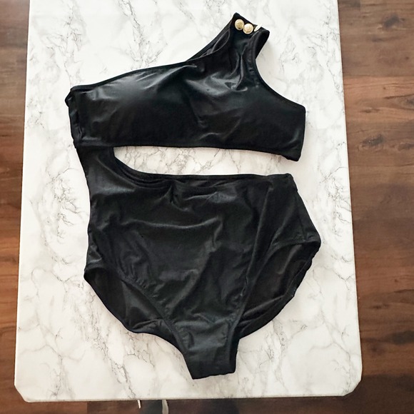 J. Crew Black One Shoulder One Piece Swimsuit Cutout Gold Button‎ Detail Size 20 - Picture 2 of 12